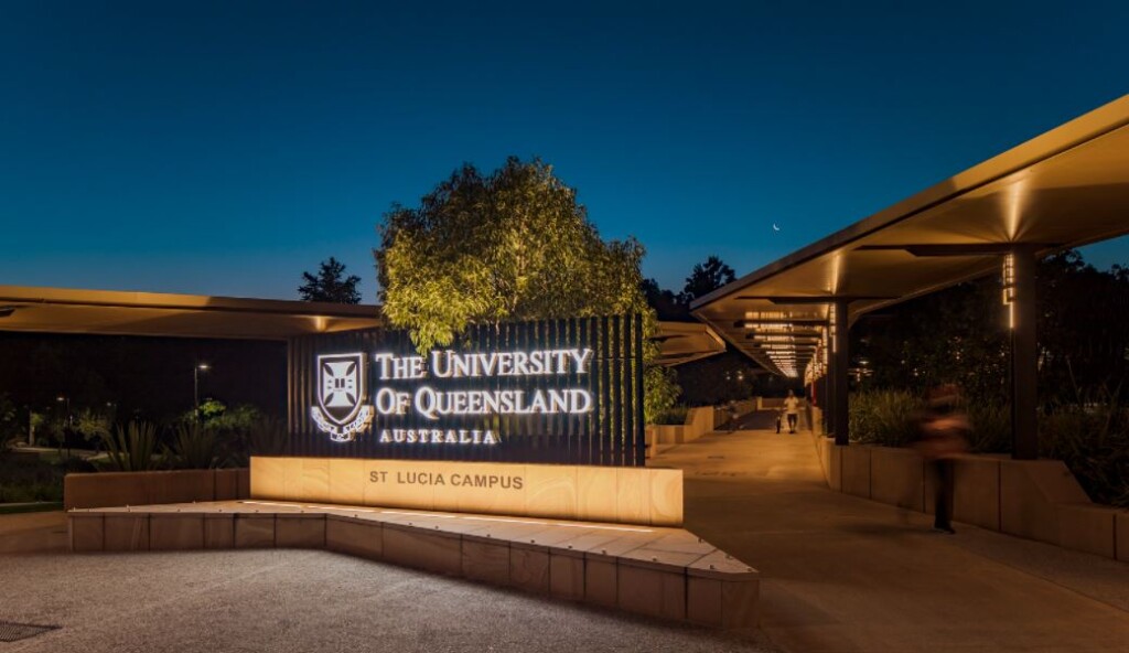The University of Queensland St Lucia Campus. Sumber: WE-EF Lighting on Flickr